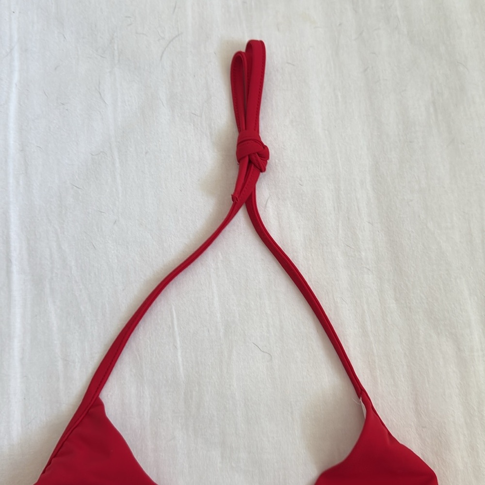 Chic Red Halter One-Piece Swimsuit - Picture 4 of 8